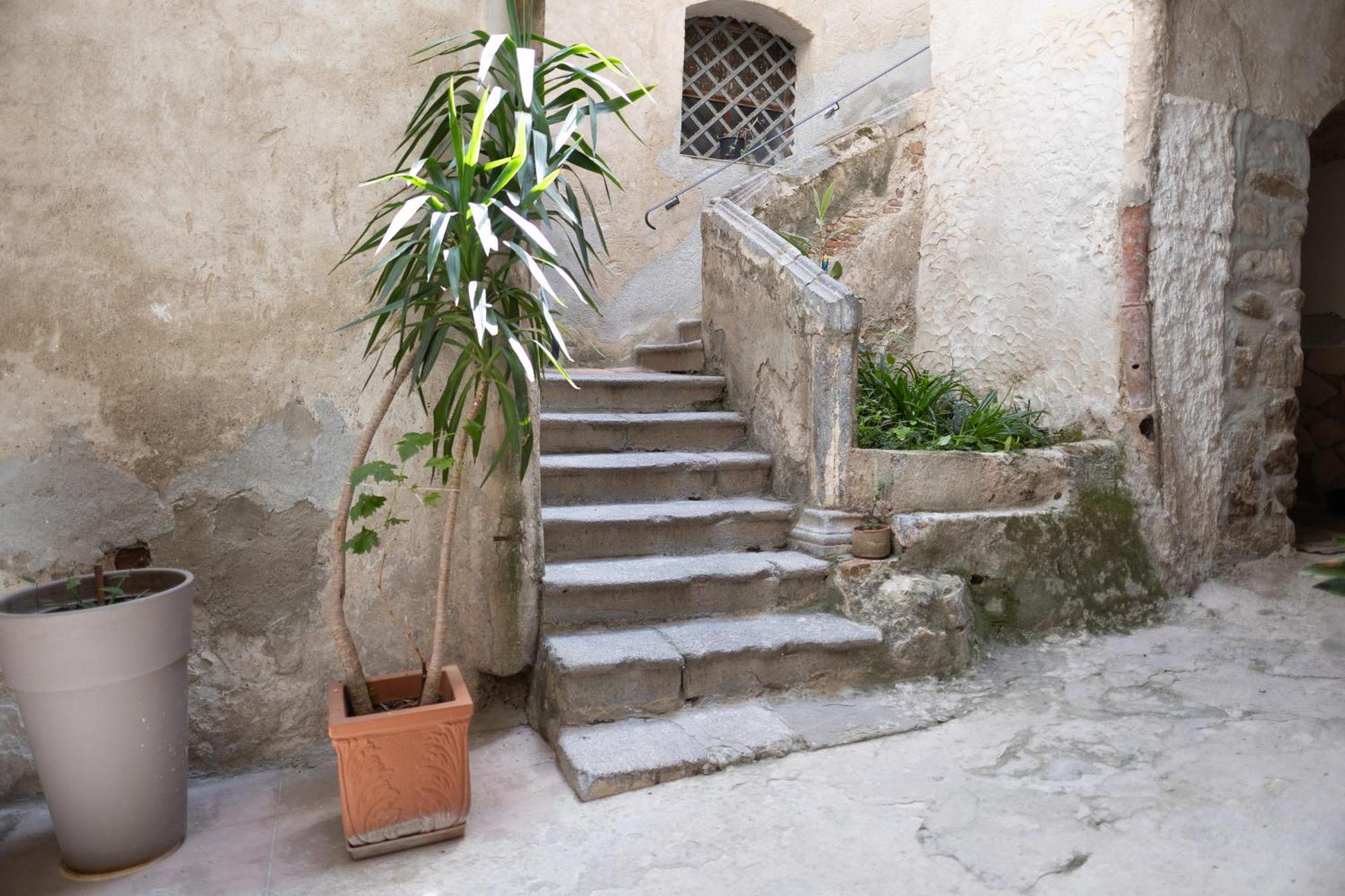 Cortile Gioeni Apartment Cefalu Exterior photo